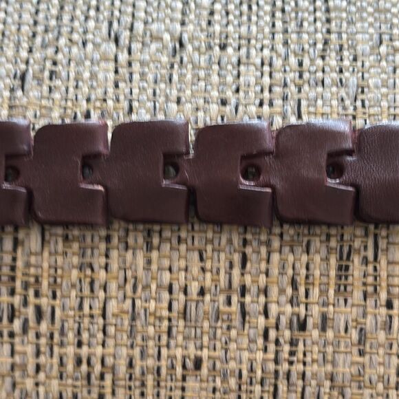 Leather linked belt - Picture 3 of 5